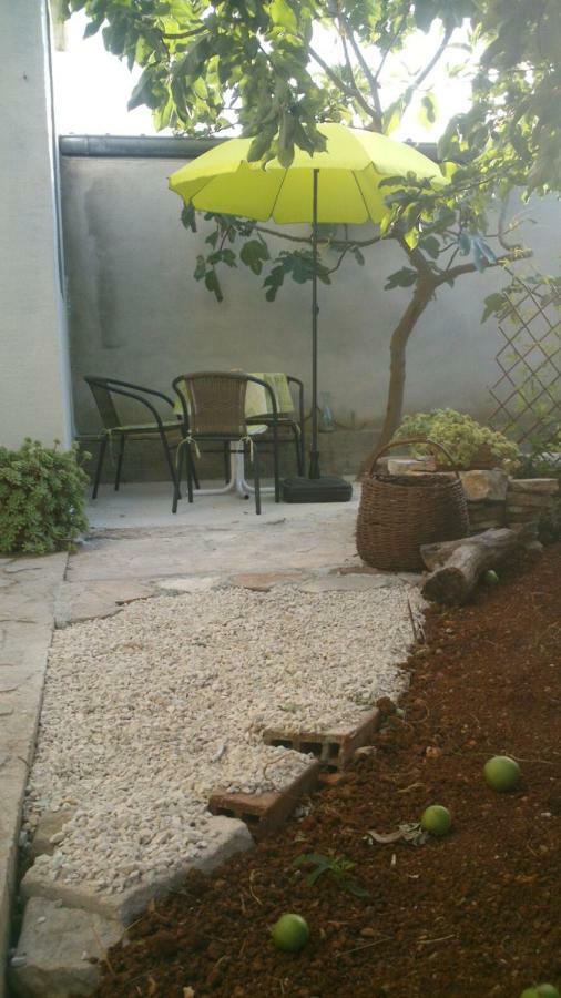 Apartment Bozava - Nena מראה חיצוני תמונה